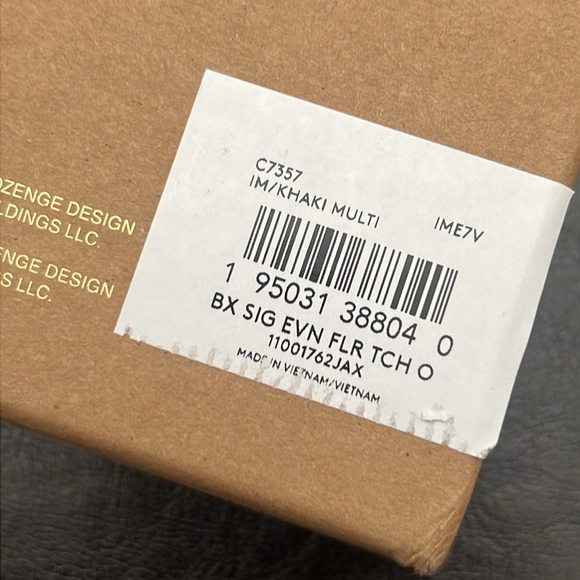 👜 COACH Tech AirPods Earbud Case + Coin Purse in Floral Signature Brown C - Picture 5 of 6